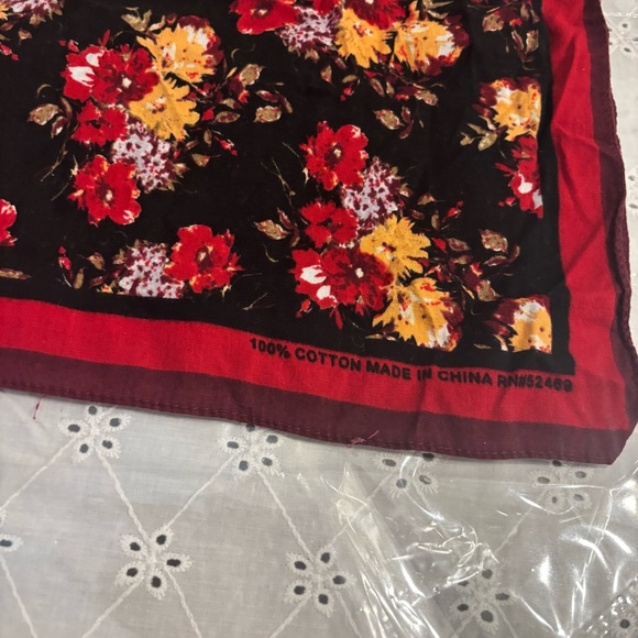 Bundle of Boho Stylish Trending bandanas with various prints. - Picture 8 of 16